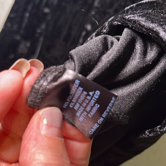 The Vanity Room black crushed velvet short dress size small - Picture 5 of 10